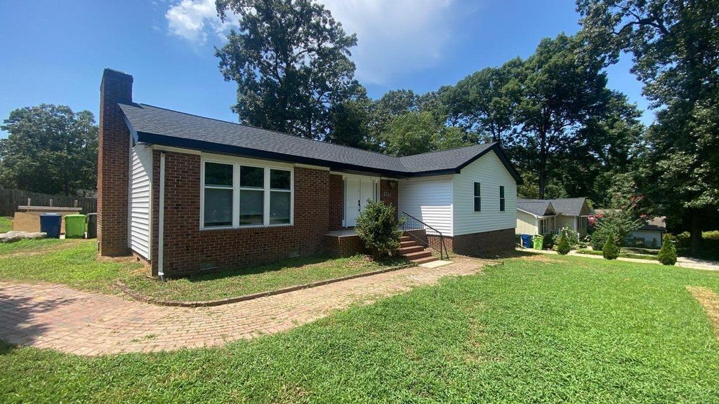 the shingle master roof siding windows replacement in Raleigh