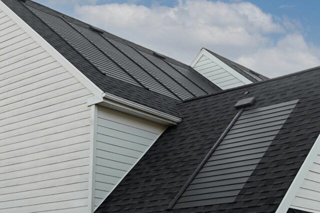 Solar Energy Now Comes in a New Shingle